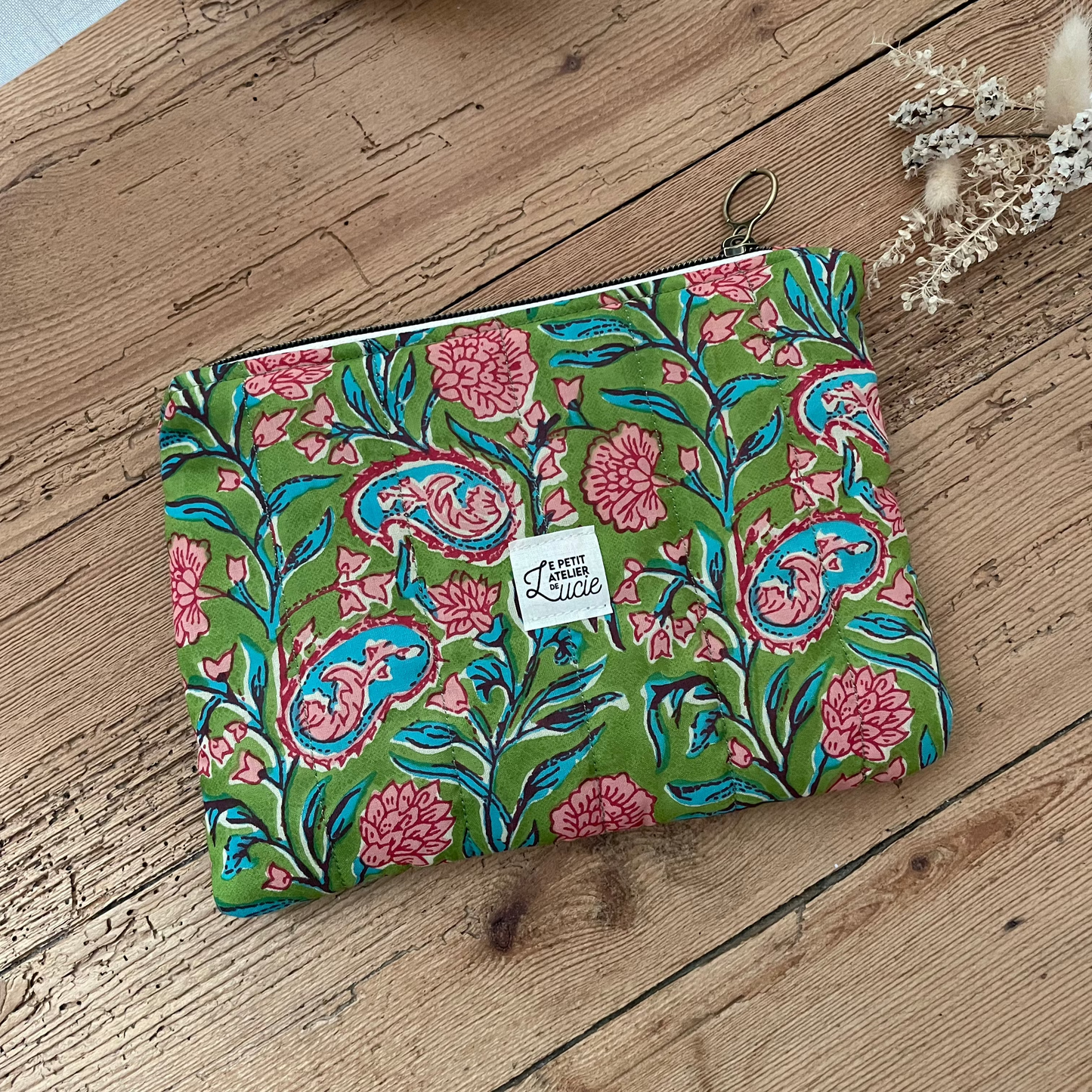 Pochette matelassée indienne