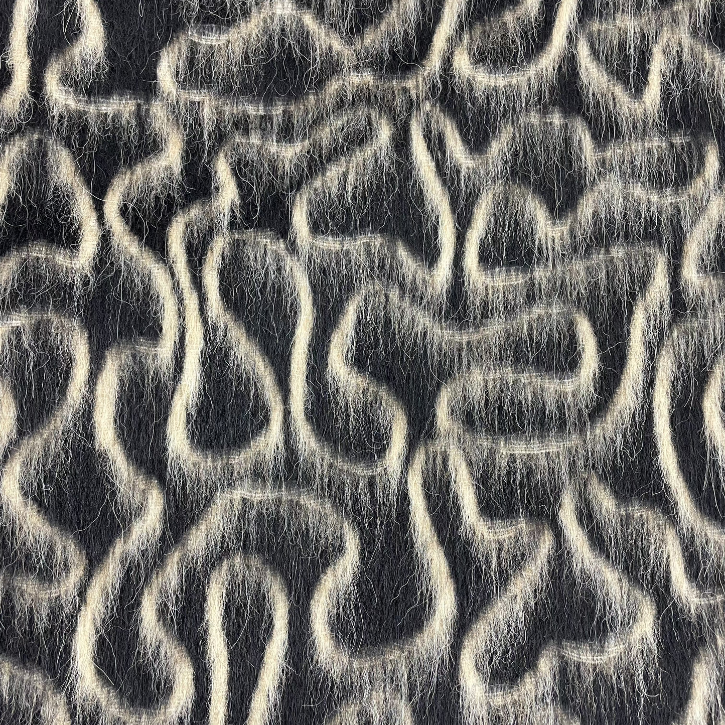 Lainage doodling beige et noir